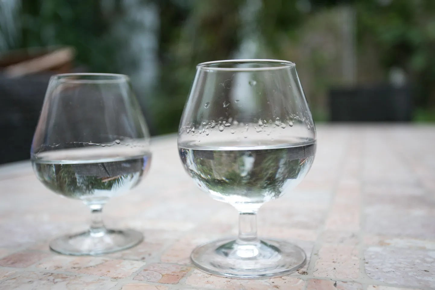 Inimesed ütlemas alkoholile "ei".