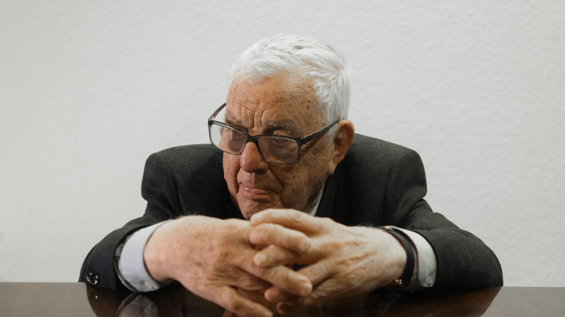 Raimonds Pauls atklāj, kurš par viņu rūpējas pēc sievas nāves