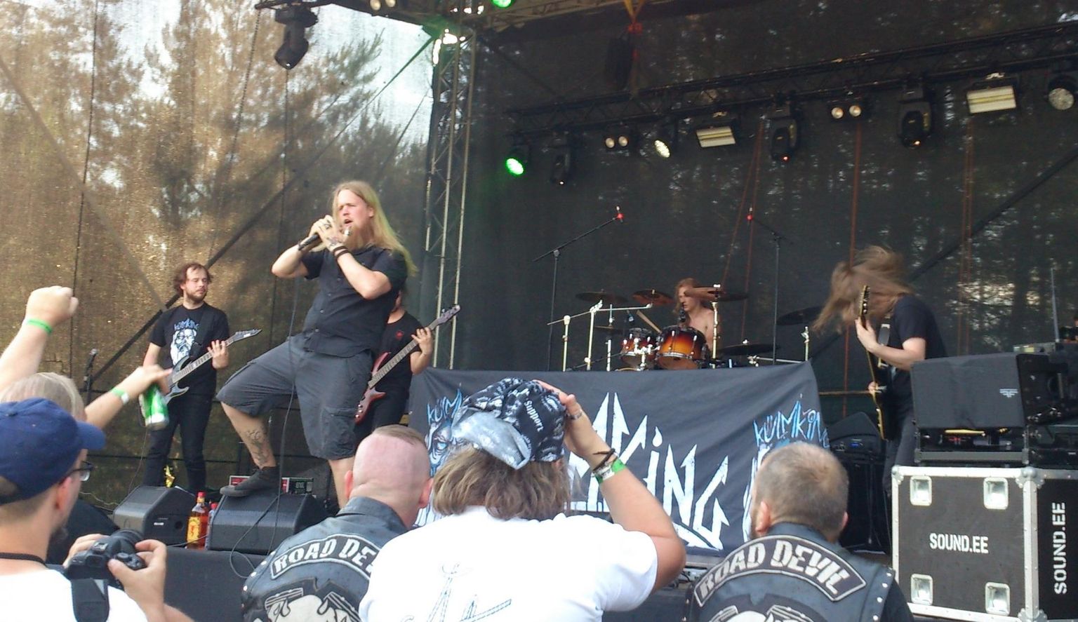 Ansambel Külmking festivalil Barbar Feast 2019.