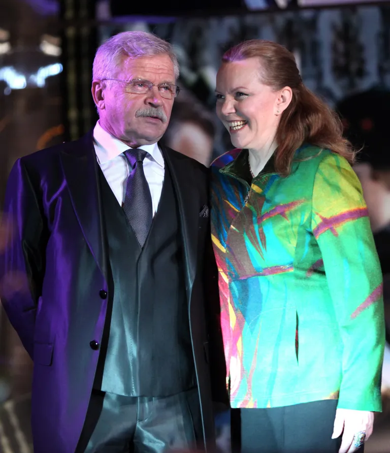 Actress Valentina Telichnkina wishes happy birthday to the People's Actor of Russia Sergey Nikonenko in the House of Cinema.
