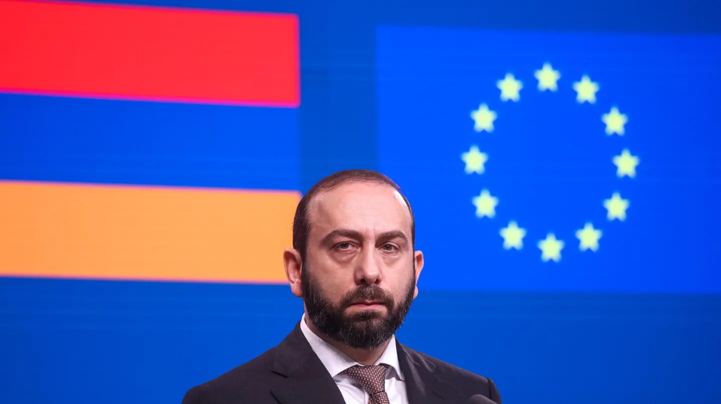 Министр иностранных дел Армении Арарат Мирзоян принял участие в пресс-конференции по итогам пятого заседания Совета партнерства ЕС-Армения в Брюсселе, Бельгия, 13 февраля 2024 года.