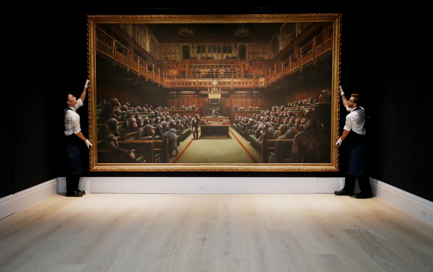 Banksy teos  «Devolved Parliament»