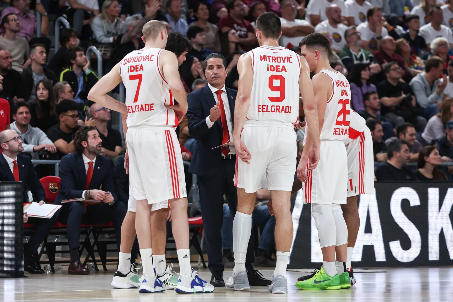 Belgradi Crvena zvezda mängis reedel Barcelonas, kaks päeva hiljem ootab ees juba matš Zadaris.