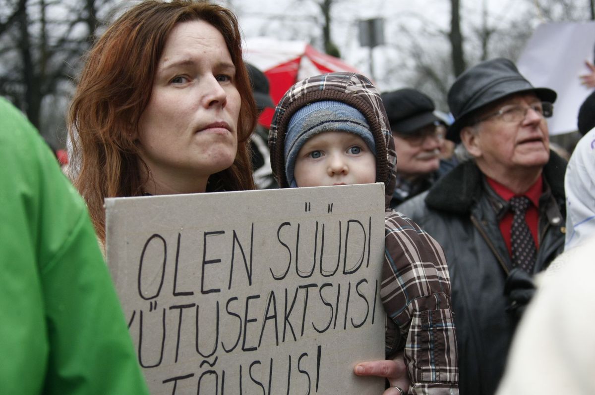 EKRE korraldatud meeleavaldus kavandatud aktsiisitõusude vastu Toompeal.