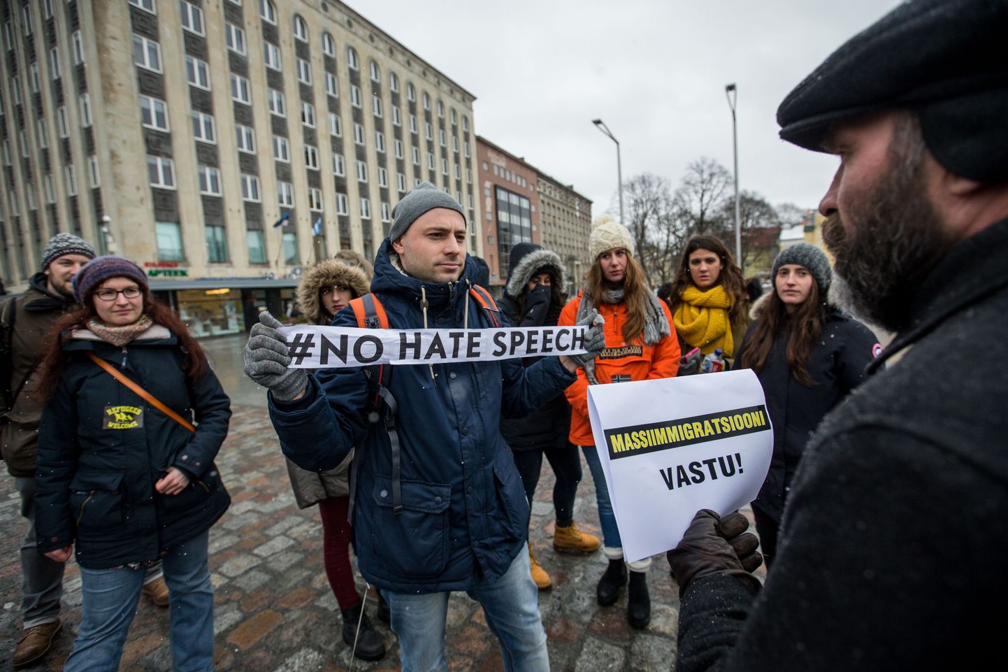 Immigratsioonivastane meeleavaldus Tallinnas Vabaduse väljakul.
