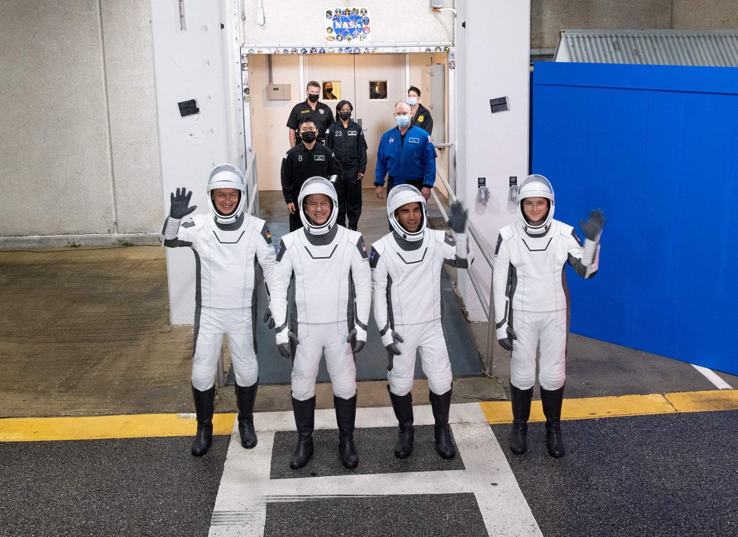 Astronaudid Matthias Maurer, Tom Marshburn, Raja Chari ja Kayla Barron