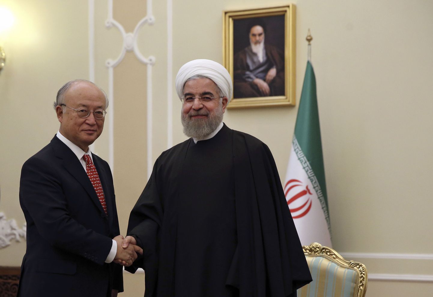 Iraani president Hassan Rouhani ja  Rahvusvahelise Aatomienergia Agentuuri peadirektor Yukiya Amano.