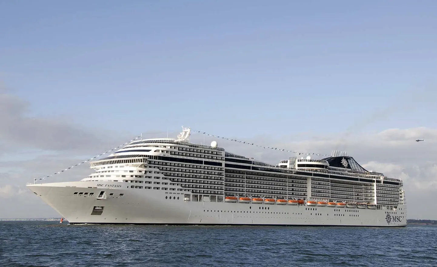Круизное судно MSC Fantasia.