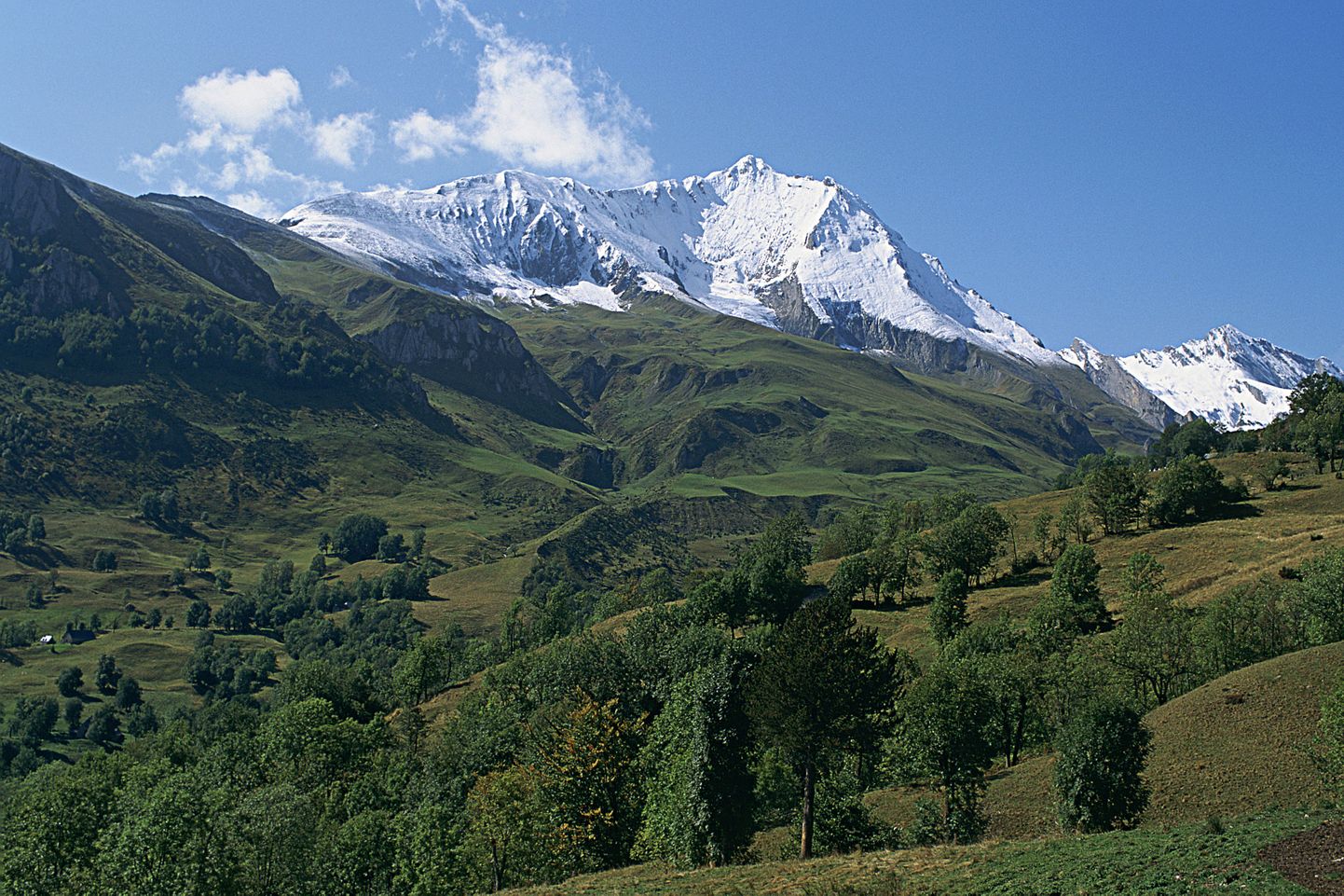 Pürenee mäestik Prantsusmaa ja Hispaania piiril.