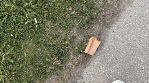 «Olin täielikus šokis!» Koolipoiss loopis Tartu tänaval möödujat kiviga
