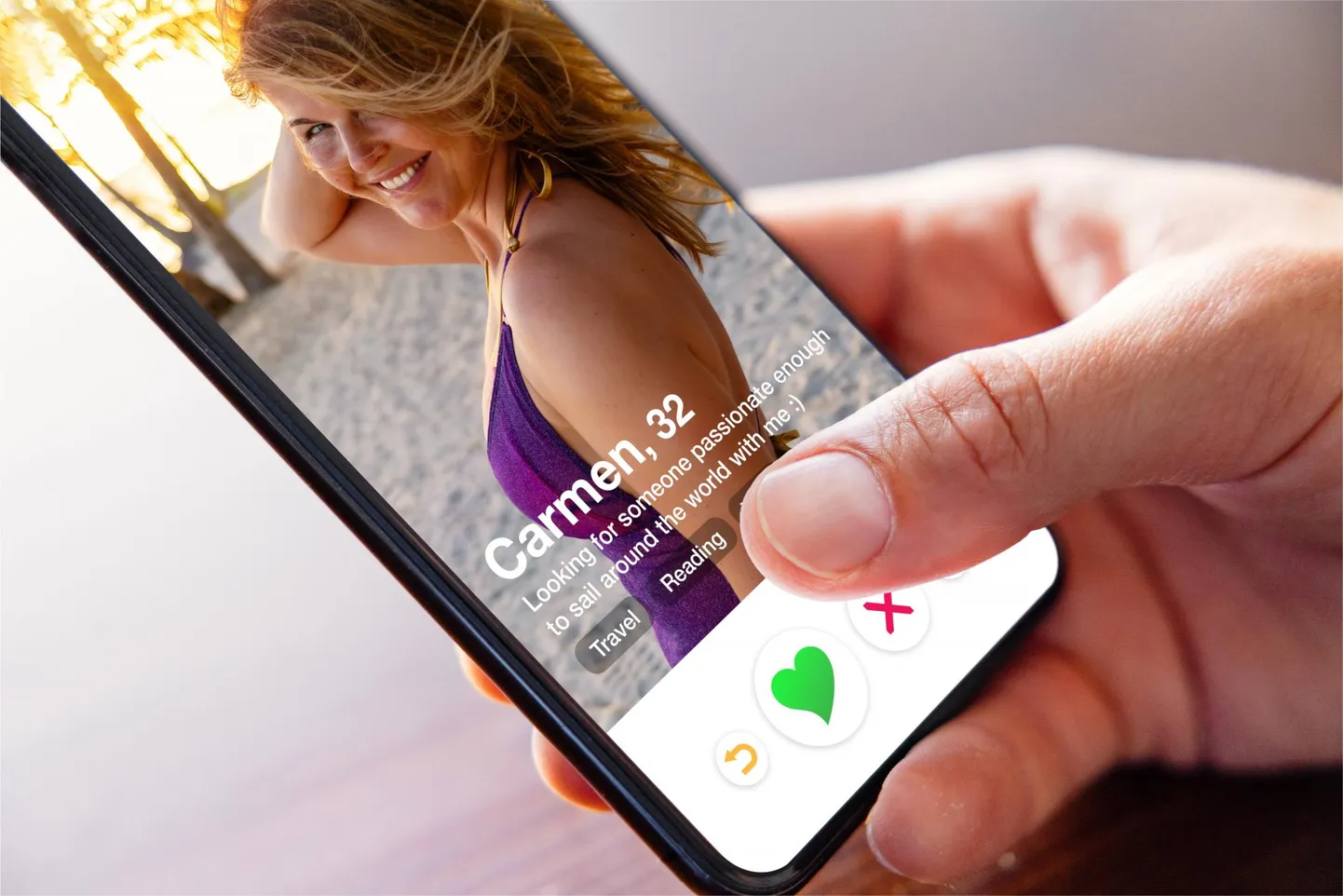Väidetavalt algab kolmandik abieludest internetitutvusega.