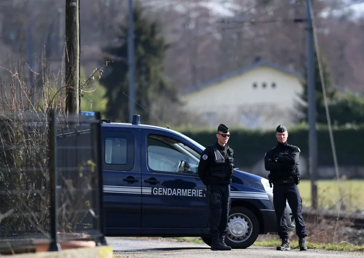 Prantsuse politsei haavas Pariisi raudteejaamas kahte inimest