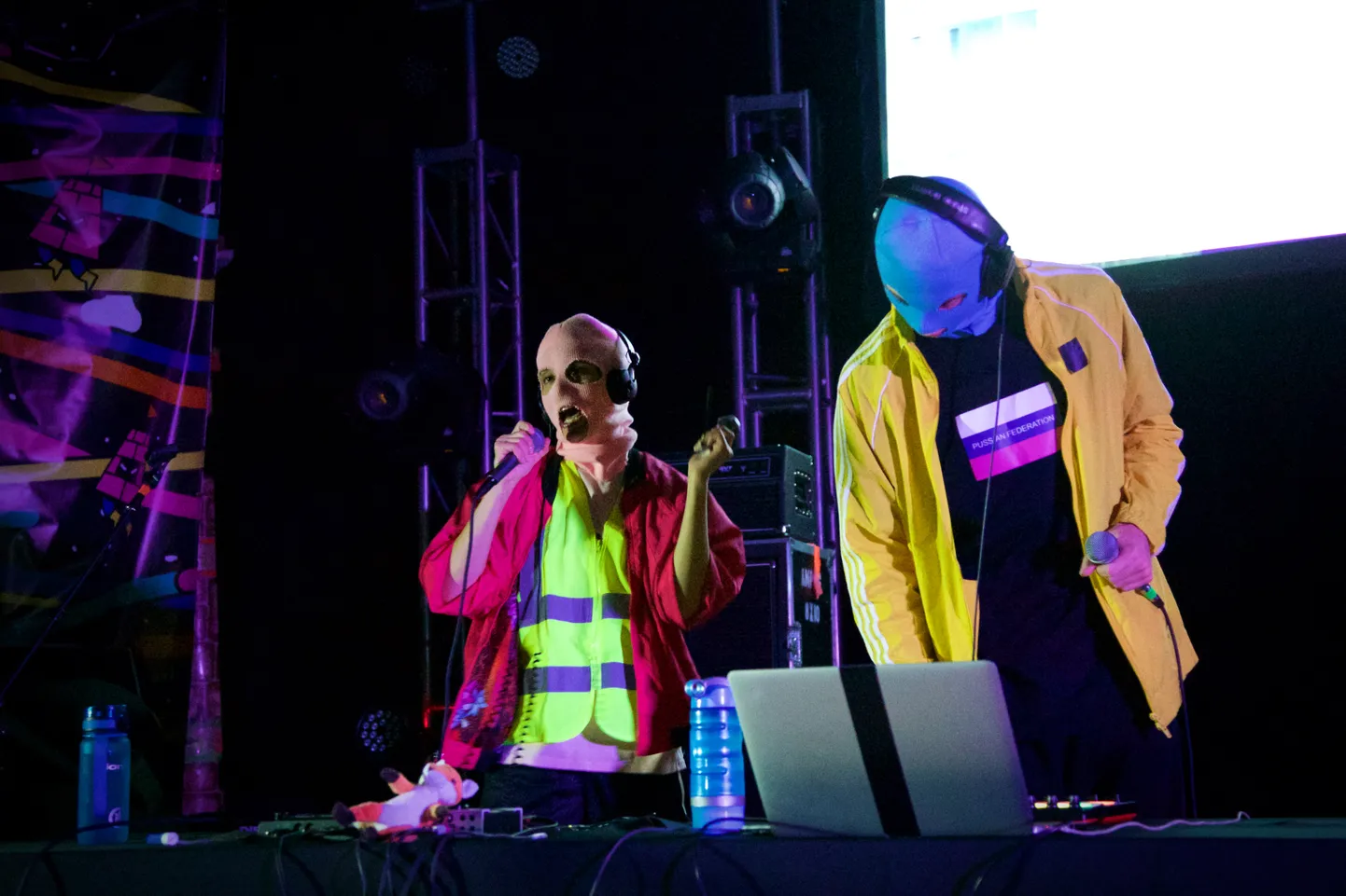 "Pussy Riot" uzstājas Trīfortas mūzikas festivālā ASV, Aidaho štata Boizes pilsētā. 2018. gads.