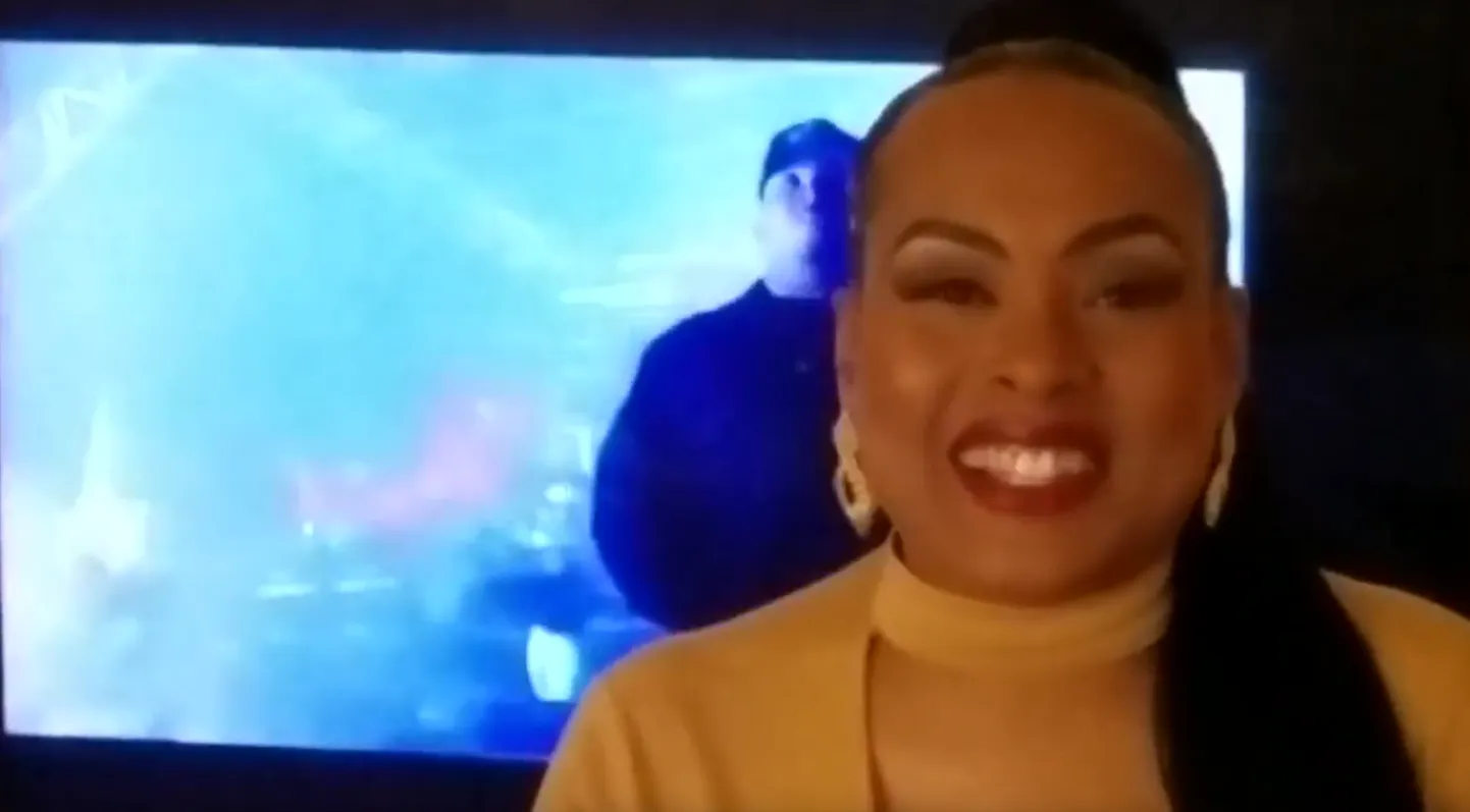 Kuvatõmmis Wanda Dee eestlastele saadetud videotervitusest.