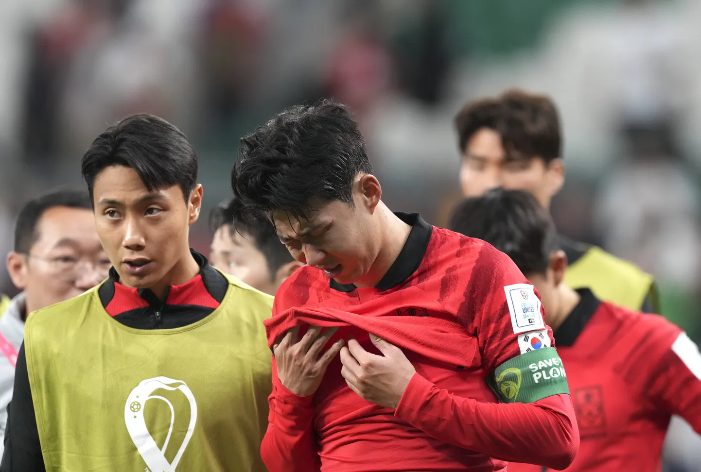 Heung-min Son esiplaanil.