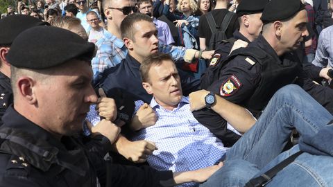 Otsepilt ja fotod: Navalnõi peeti Moskvas kinni
