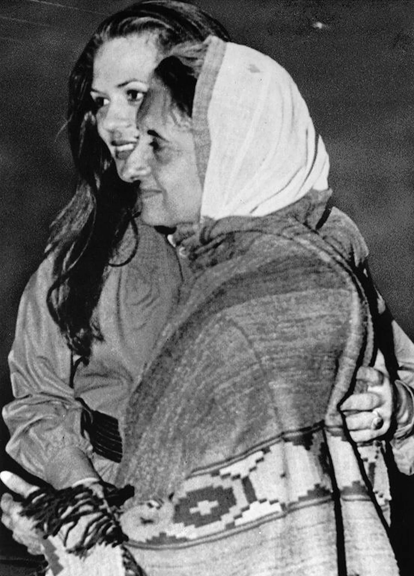 India peaminister Indira Gandhi (ees) koos oma minia Sonjaga 18.03.1977