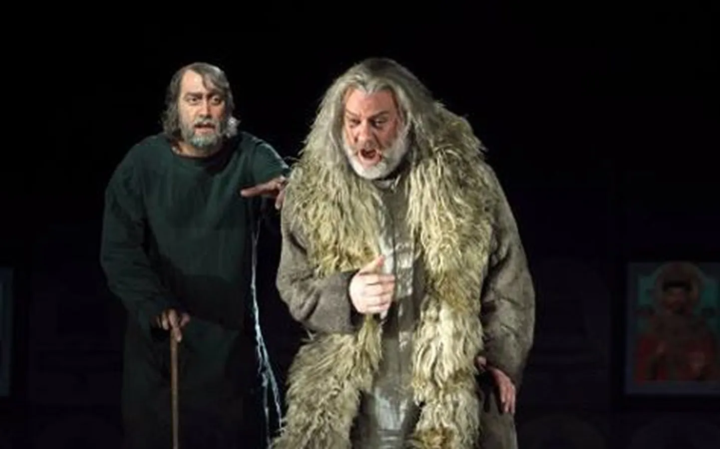Ain Anger (Pimen) ja Bryn Terfel (Boriss Godunov)