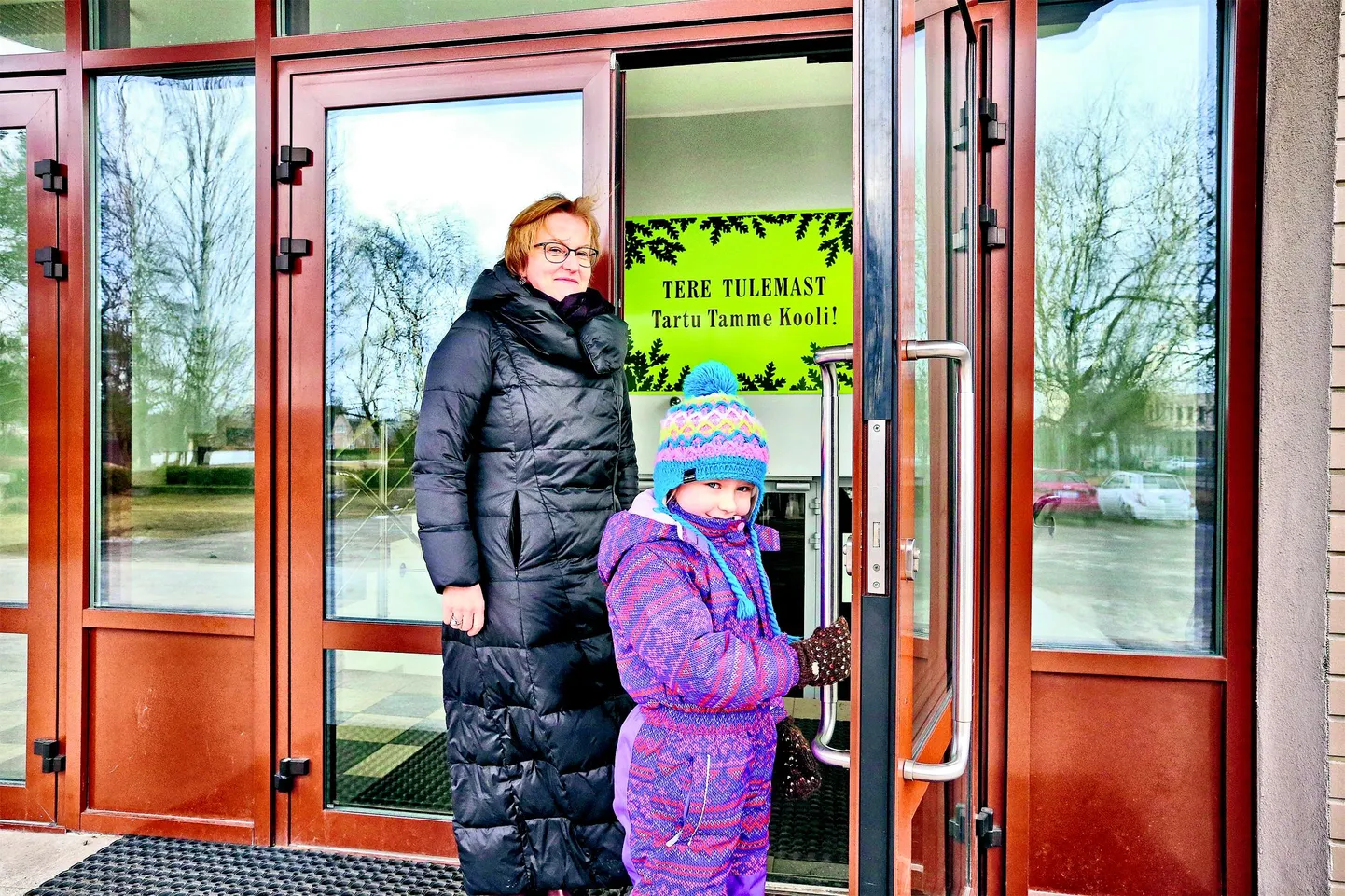 Ülle Lehtmäe elab Tamme kooli läheduses ega pidanud muretsema, kas tema tütar Marie Elisabeth ikka saab alustada kooliteed Tamme koolis või mitte. Tammelinna serva jäävates peredes on aga lapsi, kes peavad hakkama õppima Variku või Reiniku koolis.