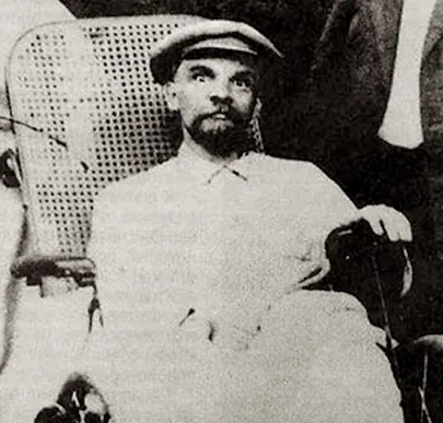 Vene vangilaagri esimene juht. Viimane foto Leninist, enne kui ka tema laibana mausoleumist riiki juhtima asus