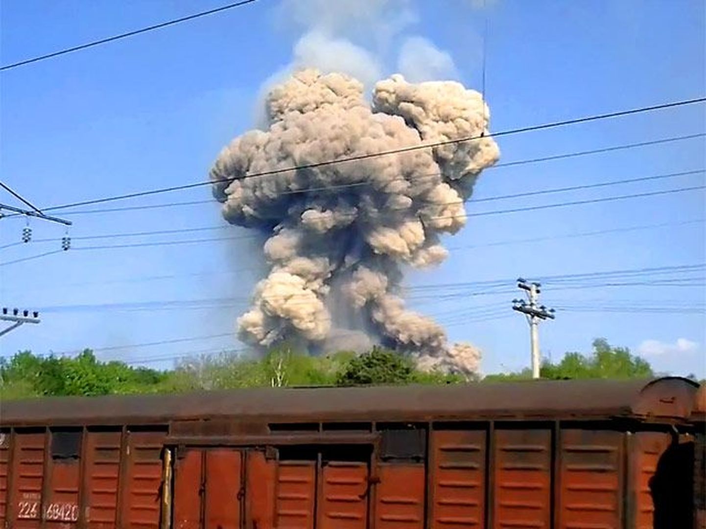 Пожар на военном складе в Приморье.
