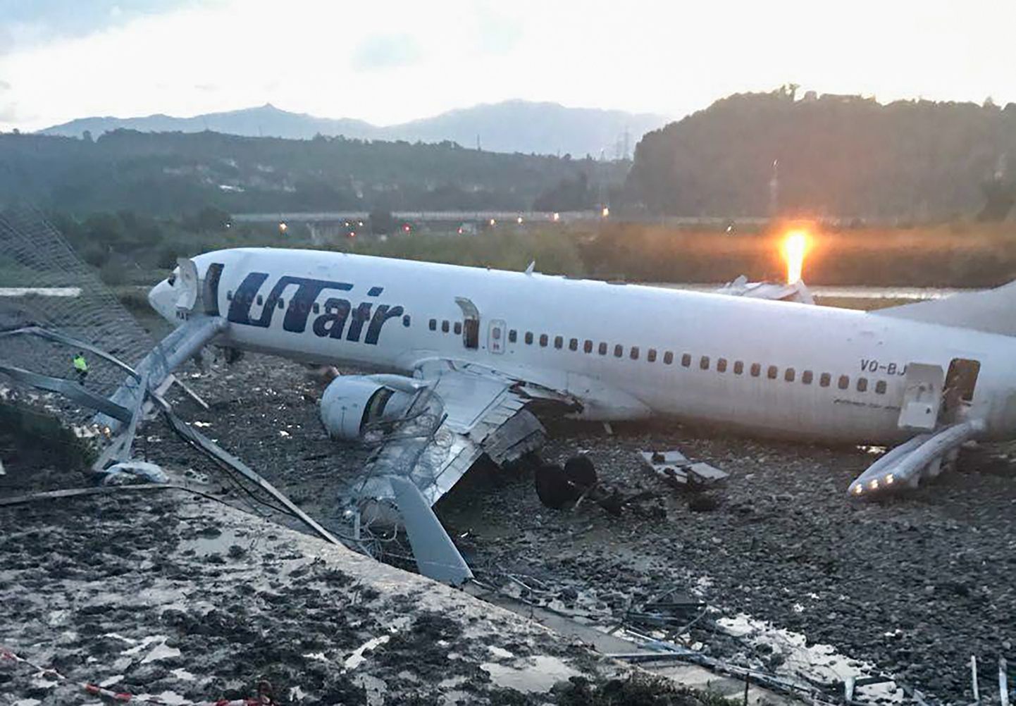 Sočos avarējušais UTair "Boeing 737-800" 