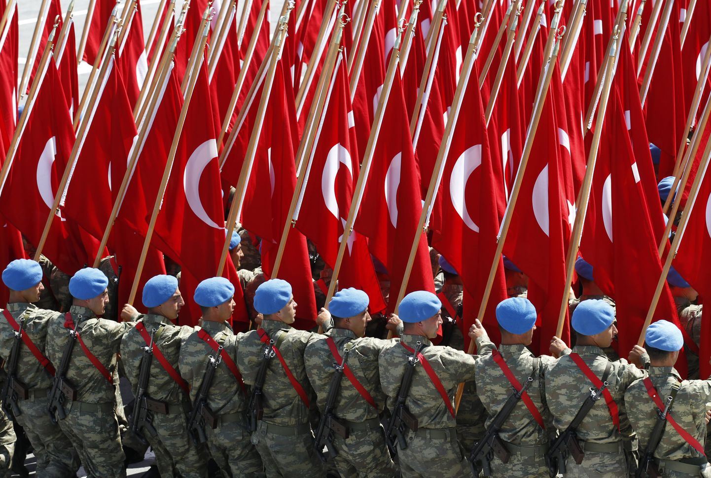 Türgi sõdurid paraadil.