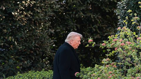 Tramps zaudē savu kontroli pār tirgiem? Biržās kāpj naftas cenas