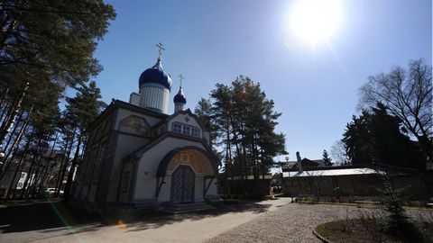 Первый православный приход в Эстонии проголосовал за выход из Московского патриархата, МВД продолжает переговоры