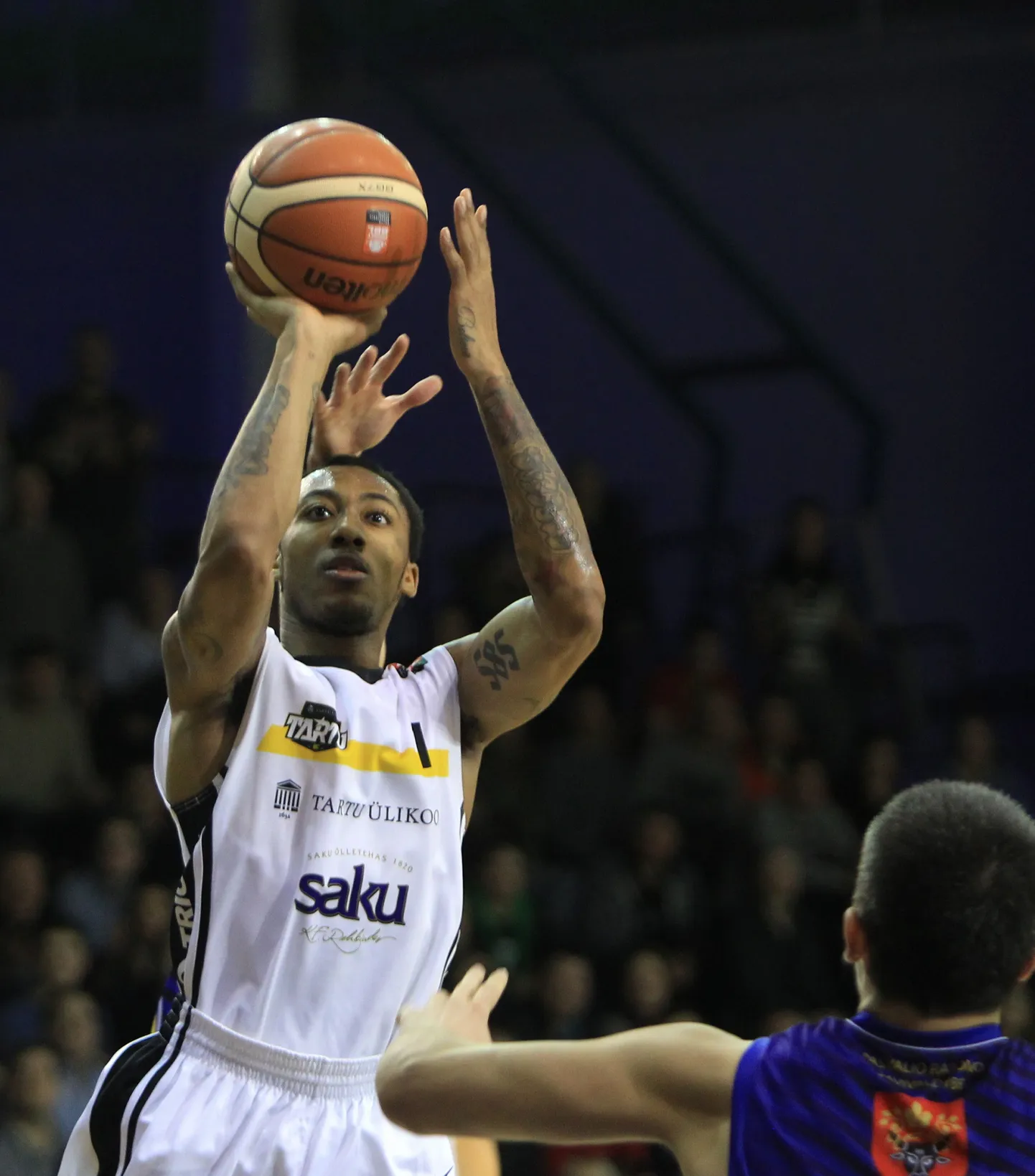 Mandell Thomas.