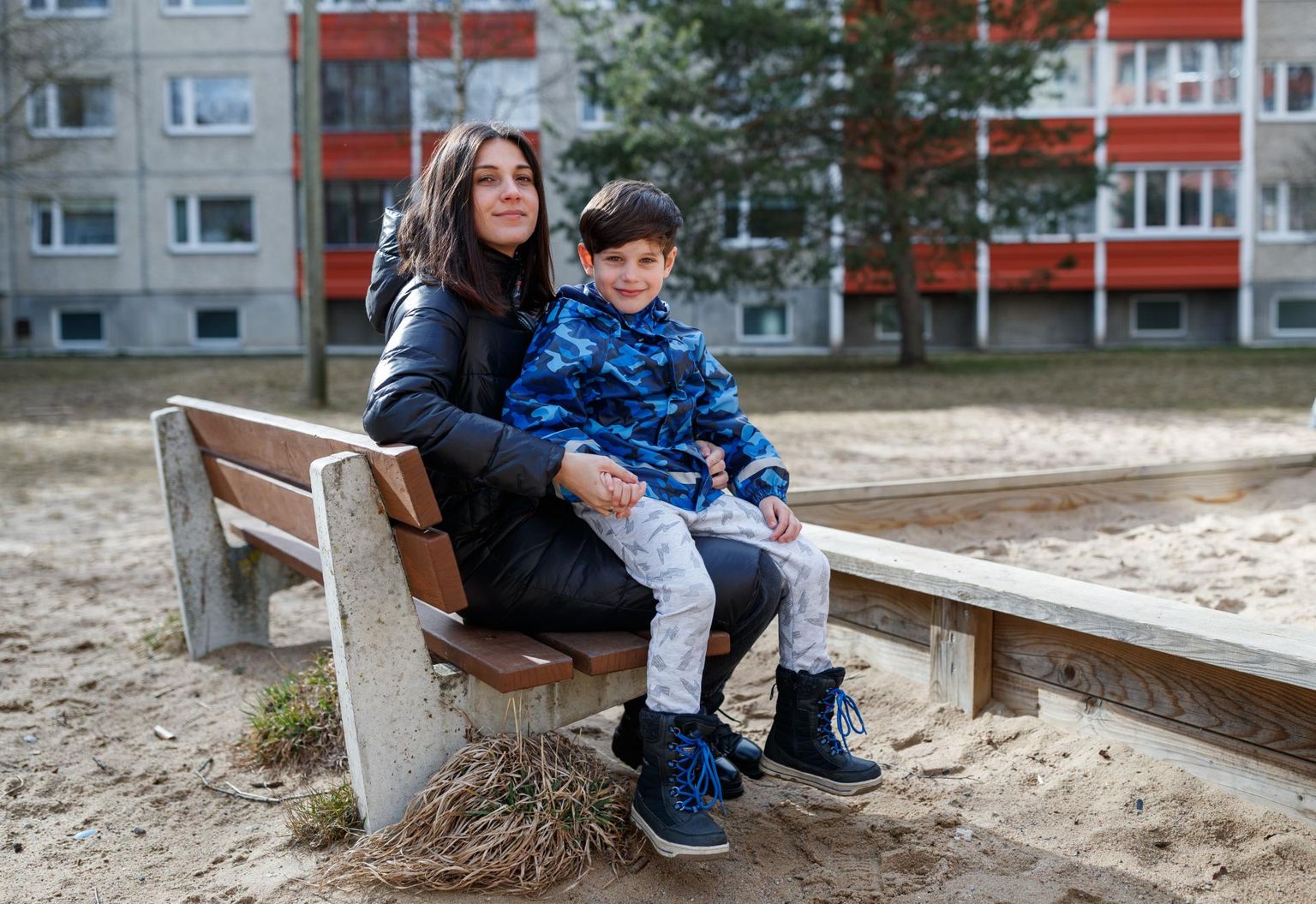Мать Ирины сказала ей, что она должна уехать из Украины из-за Платона, чтобы мальчик мог расти в безопасном месте.