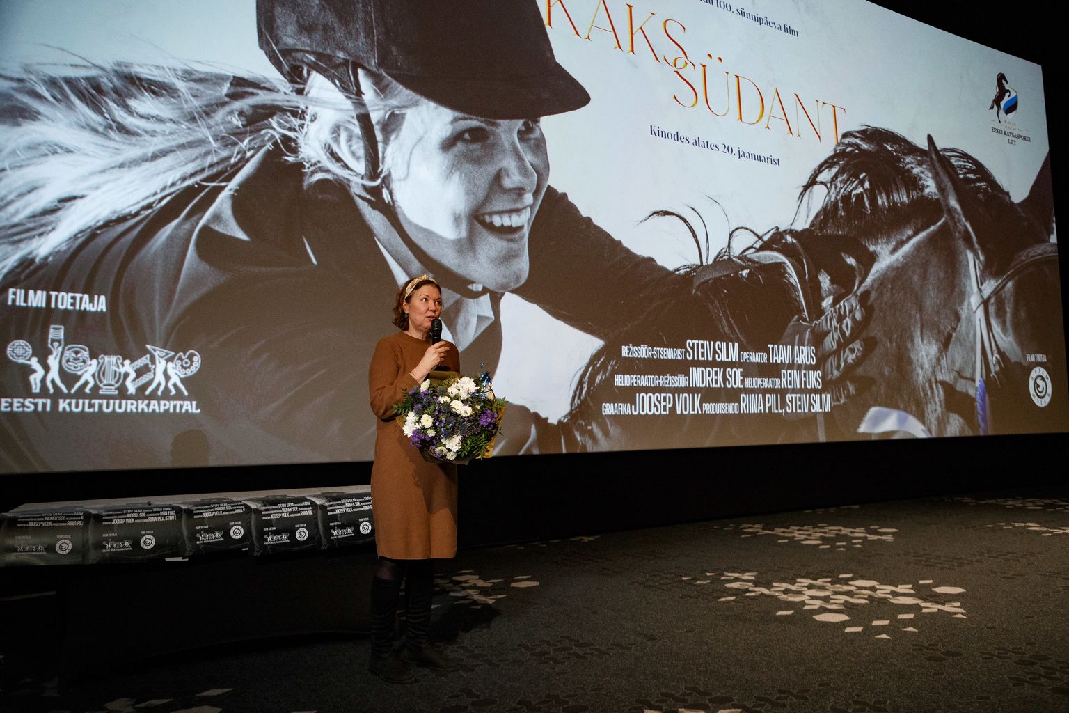 Ratsaliidu peasekretär Riina Pill filmi esilinastusel