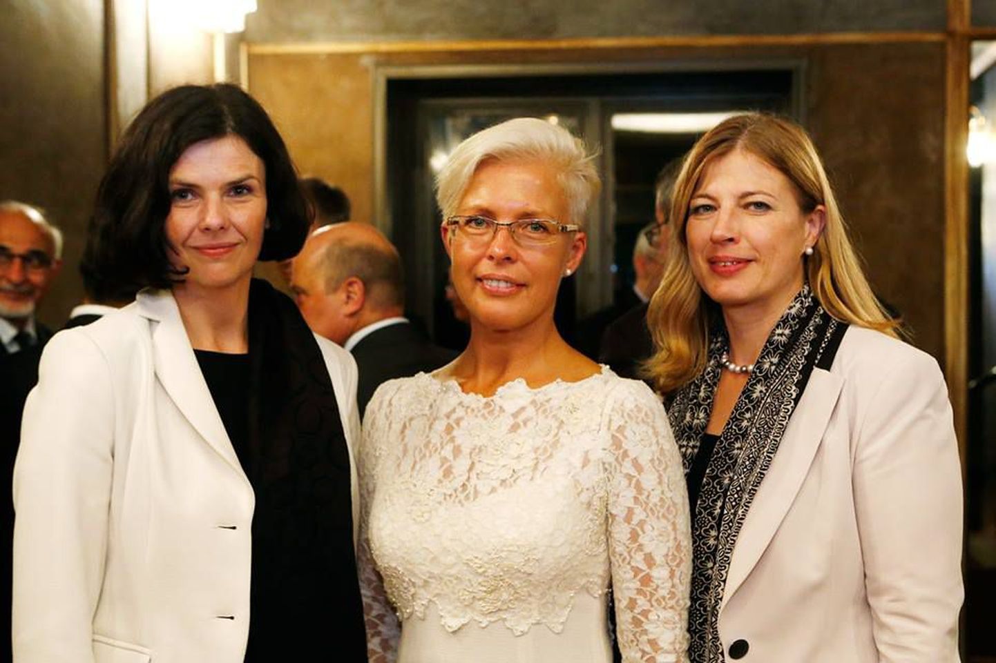 Evelin Ilves WHO Euroopa regiooni aastakonverentsil koos WHO Eesti esinduse juhi Marge Reinapi ja Eesti suursaadikuga Taanis Katrin Kiviga.