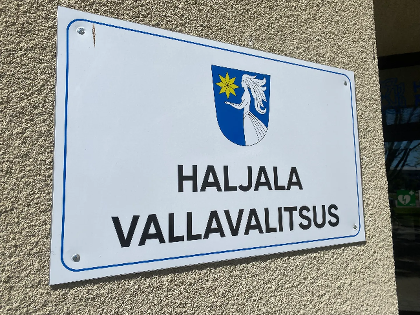 Lipuvargus on väga häbematu tegu, kinnitab Haljala vallavalitsus.