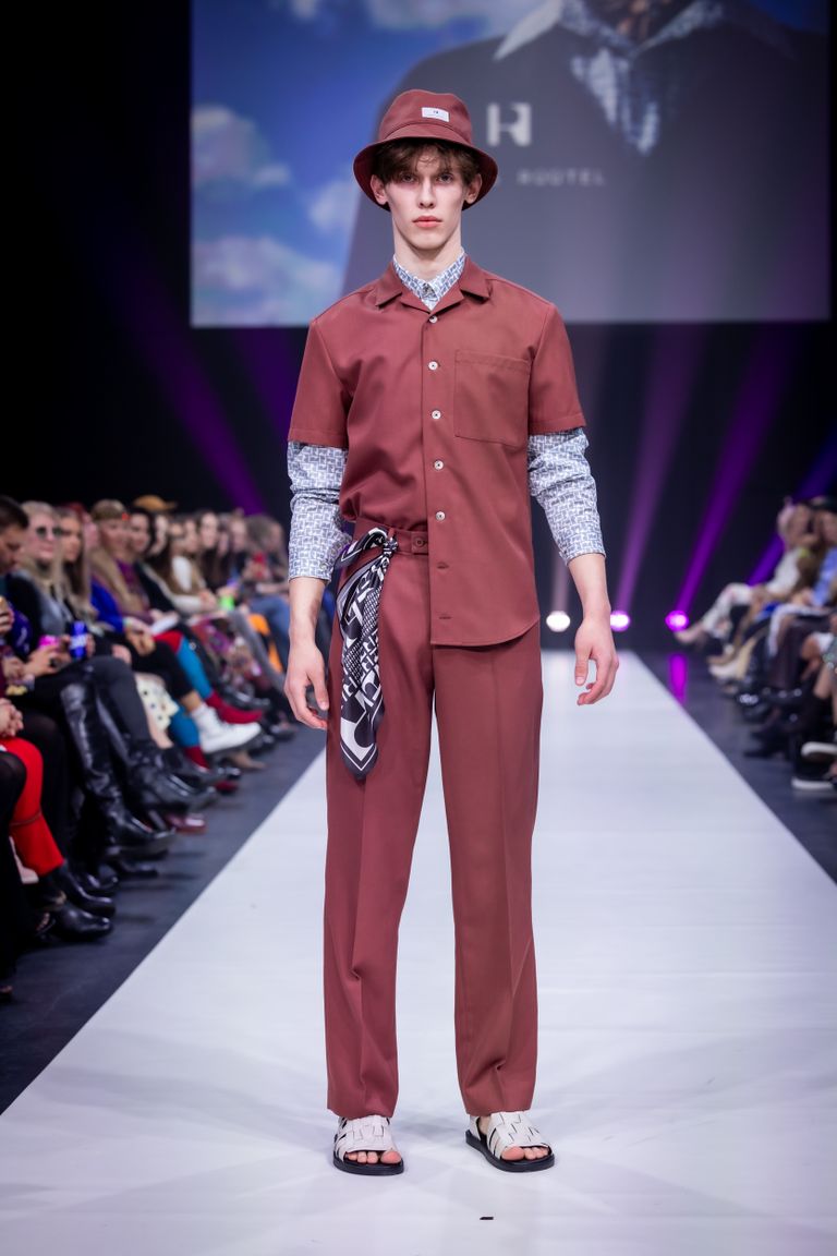 Hannes Rüütel tõi Tallinn Fashion Weekil lavale meestekollektsiooni, mis vaimustas publikut. «Miks naistele nii ägedaid asju ei tehta?» küsisid fashionista'd esireas.