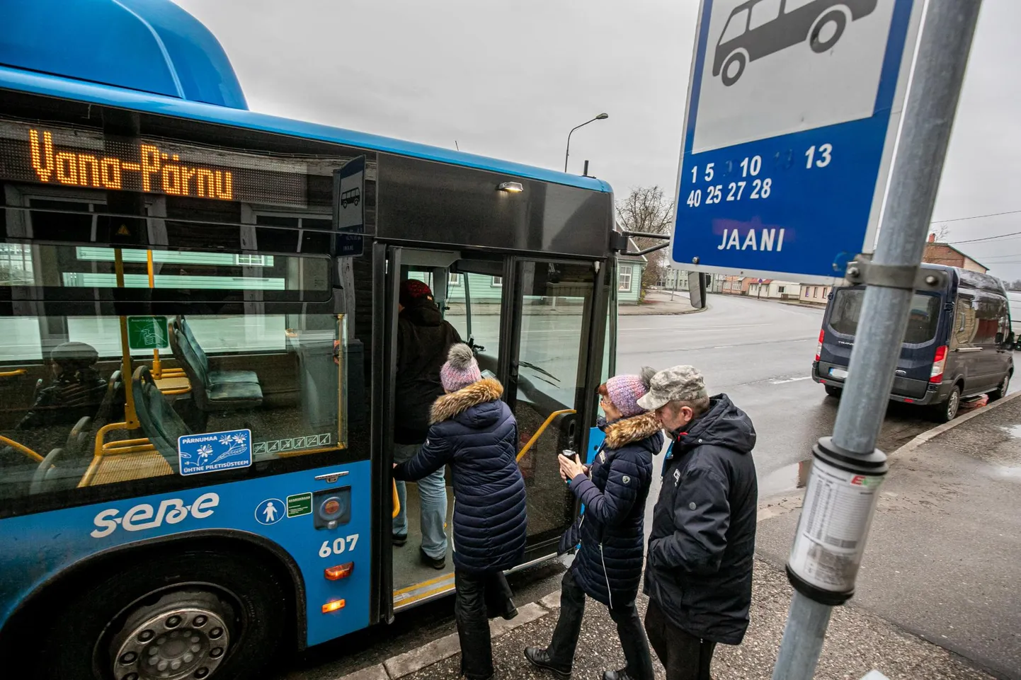 Pärnu linna ühistransport.