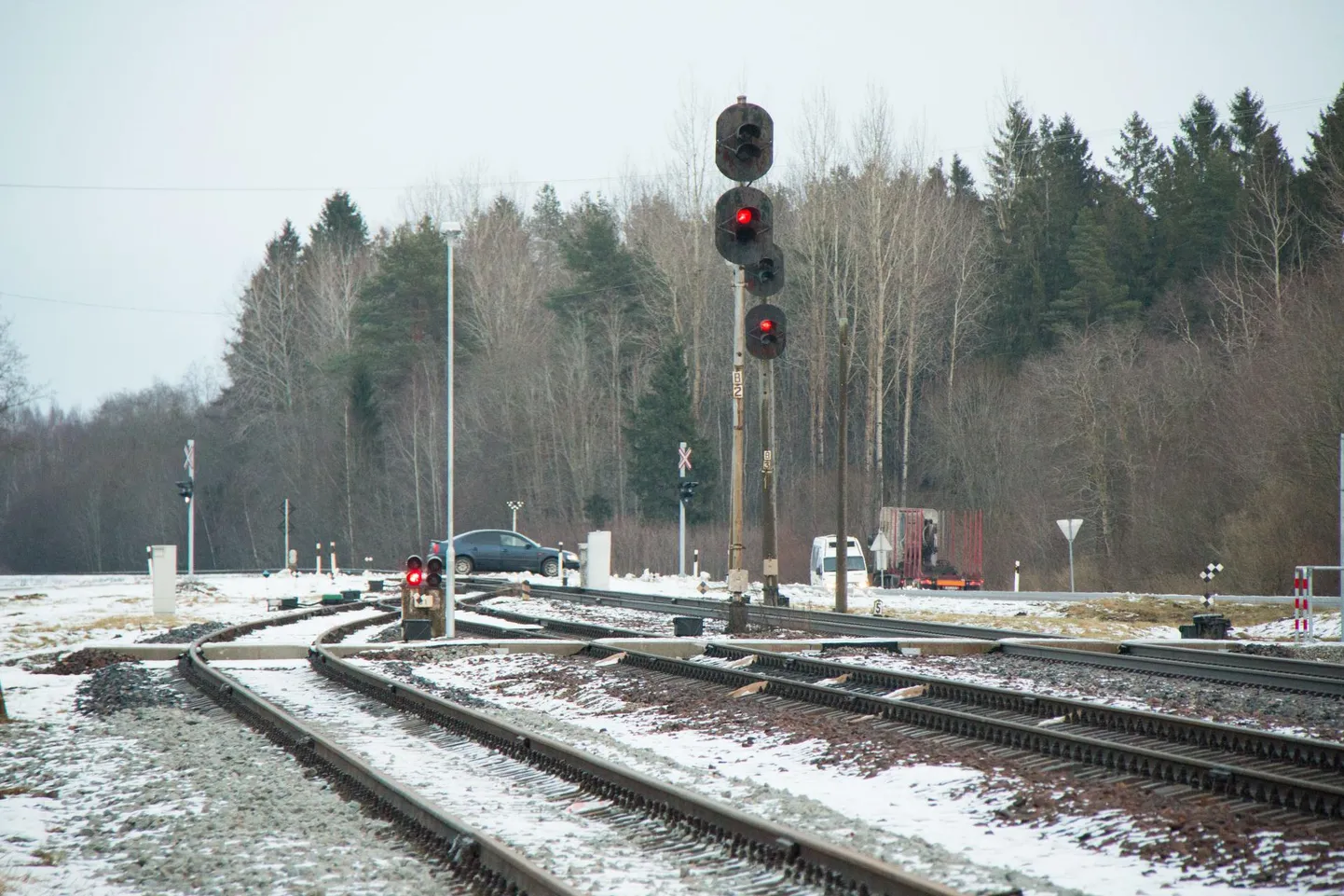 Kabala raudteeülesõit.