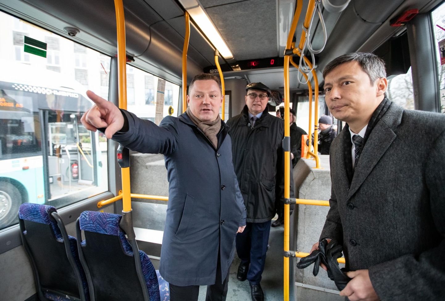 2019. aasta lõpus oli TLT juhatuse esimees Deniss Boroditš veel täiesti usaldusväärne ning tutvustas linnapea Mihhail Kõlvartile uusi gaasibusse.
