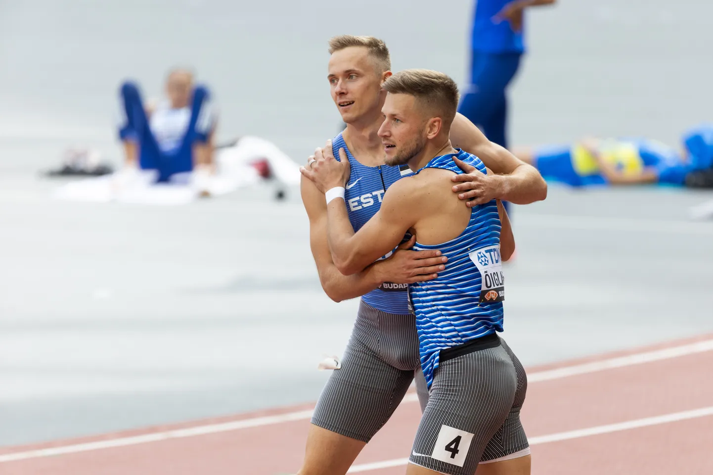 Johannes Erm (vasakul) ja Janek Õiglane üheskoos 2023. aasta Budapesti MMil.