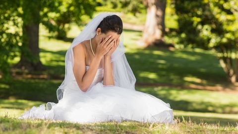 Naise kauaoodatud pulmapäev sai ootamatu lõpu: istusime abikaasaga tühjas saalis ja nutsime