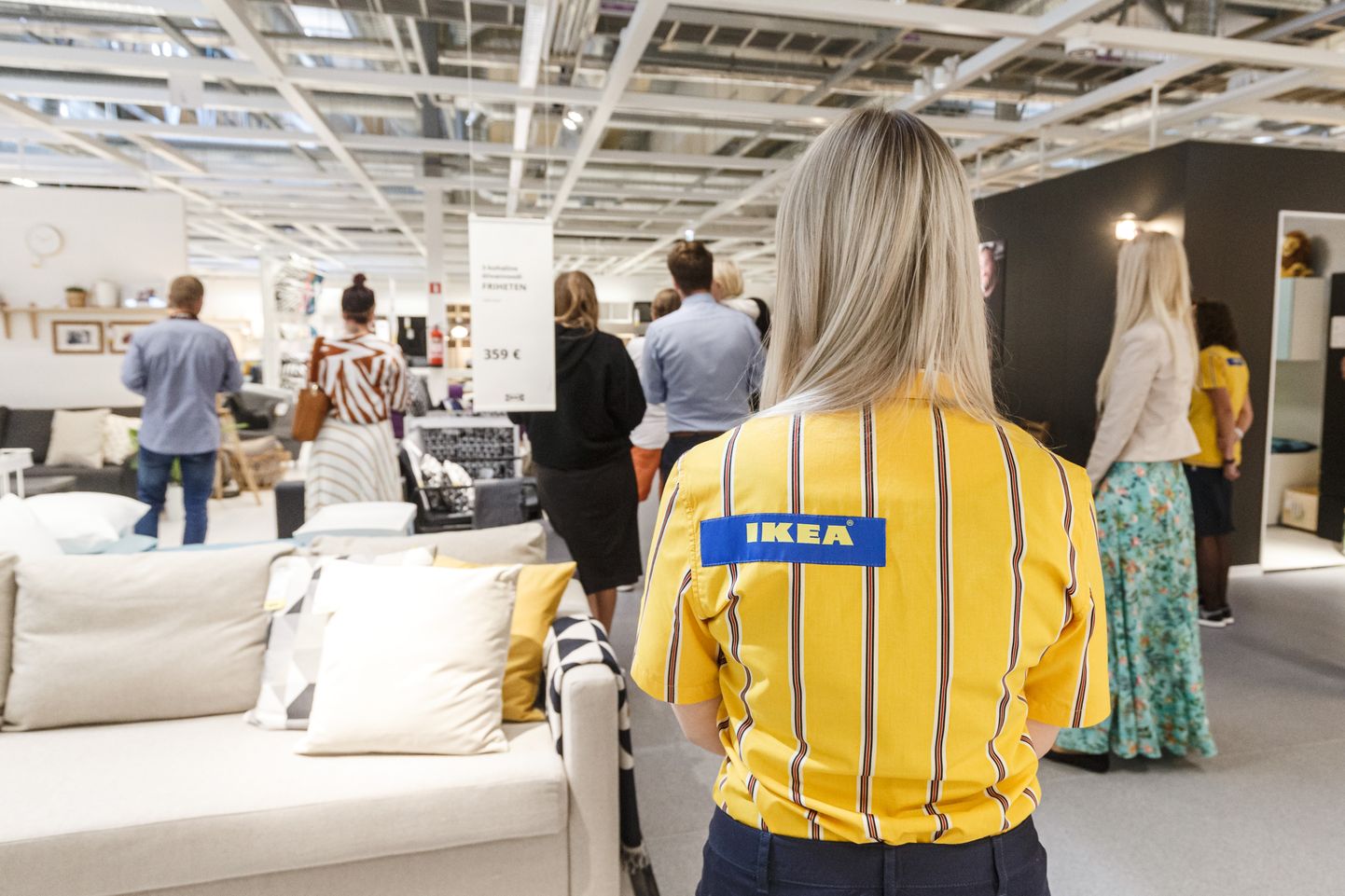 Rootsi mööblifirma IKEA avamiseelne meediapäev Tallinnas avatavas väljastuspunktis ning näidistesaalis.