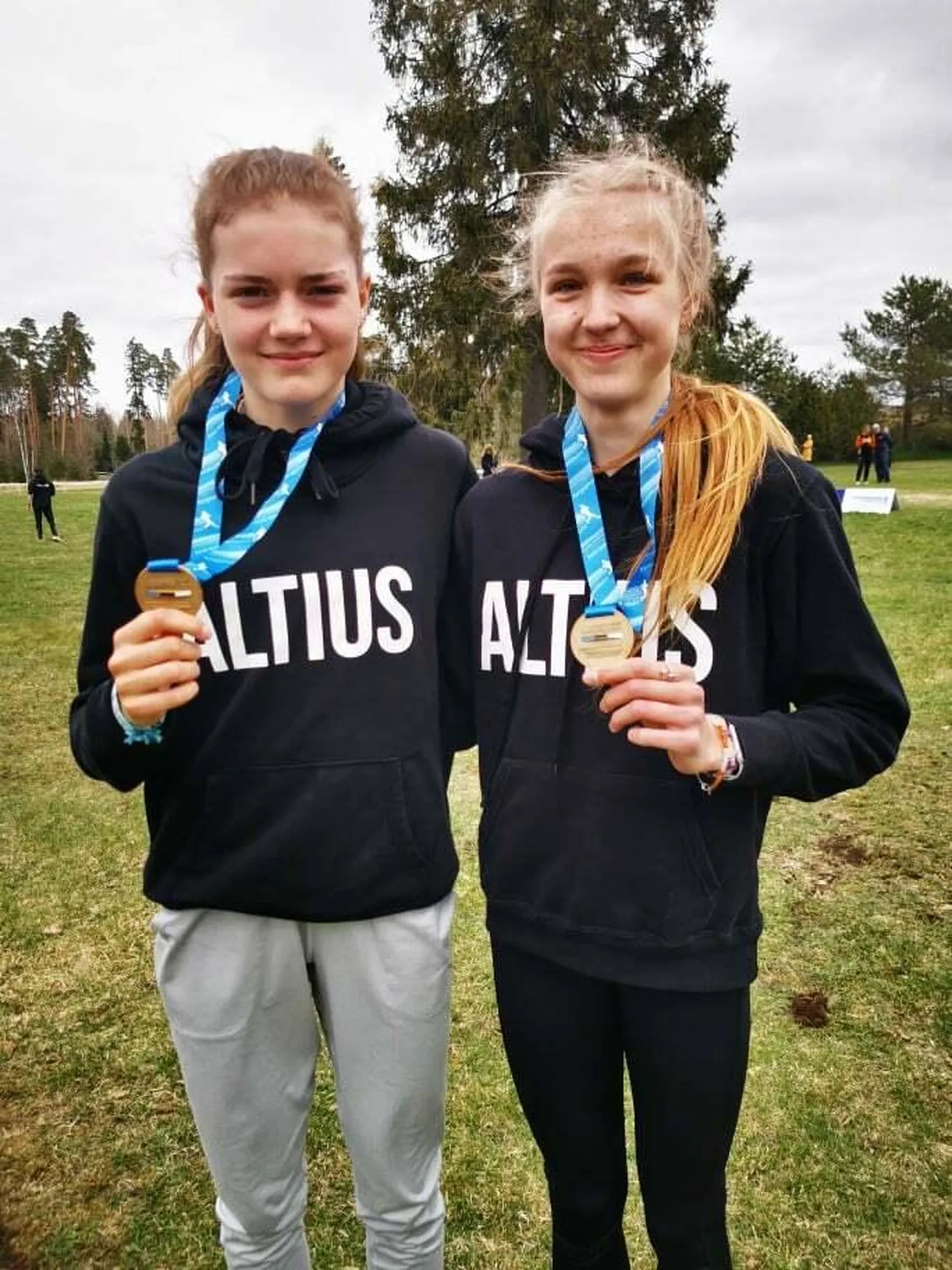 Viola Hambidge ja Naomi Toomenurm.