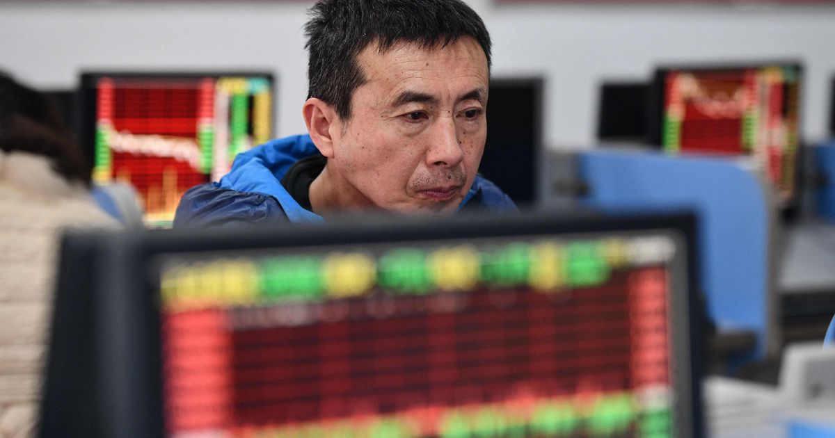 Hiina aktsiaturu hävingust on saanud poliitiline probleem