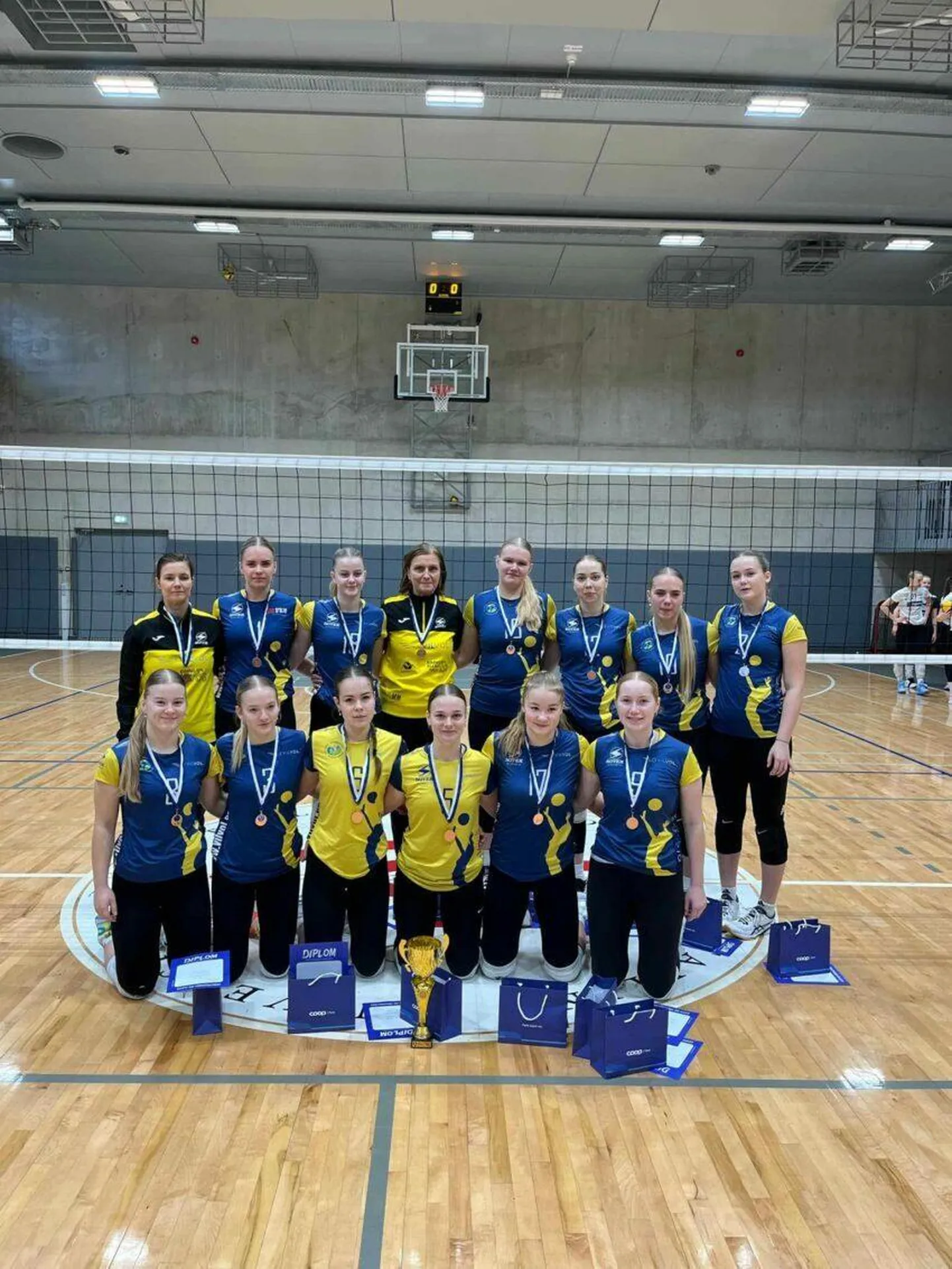 Viljandi naiskond lõpetas turniiri kolmanda kohaga.