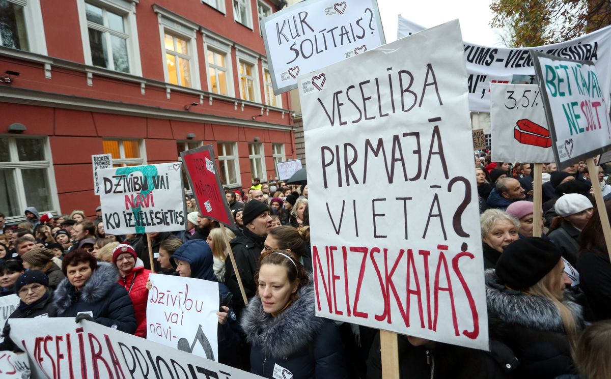Протест возле Сейма "Один день без медицинского персонала"