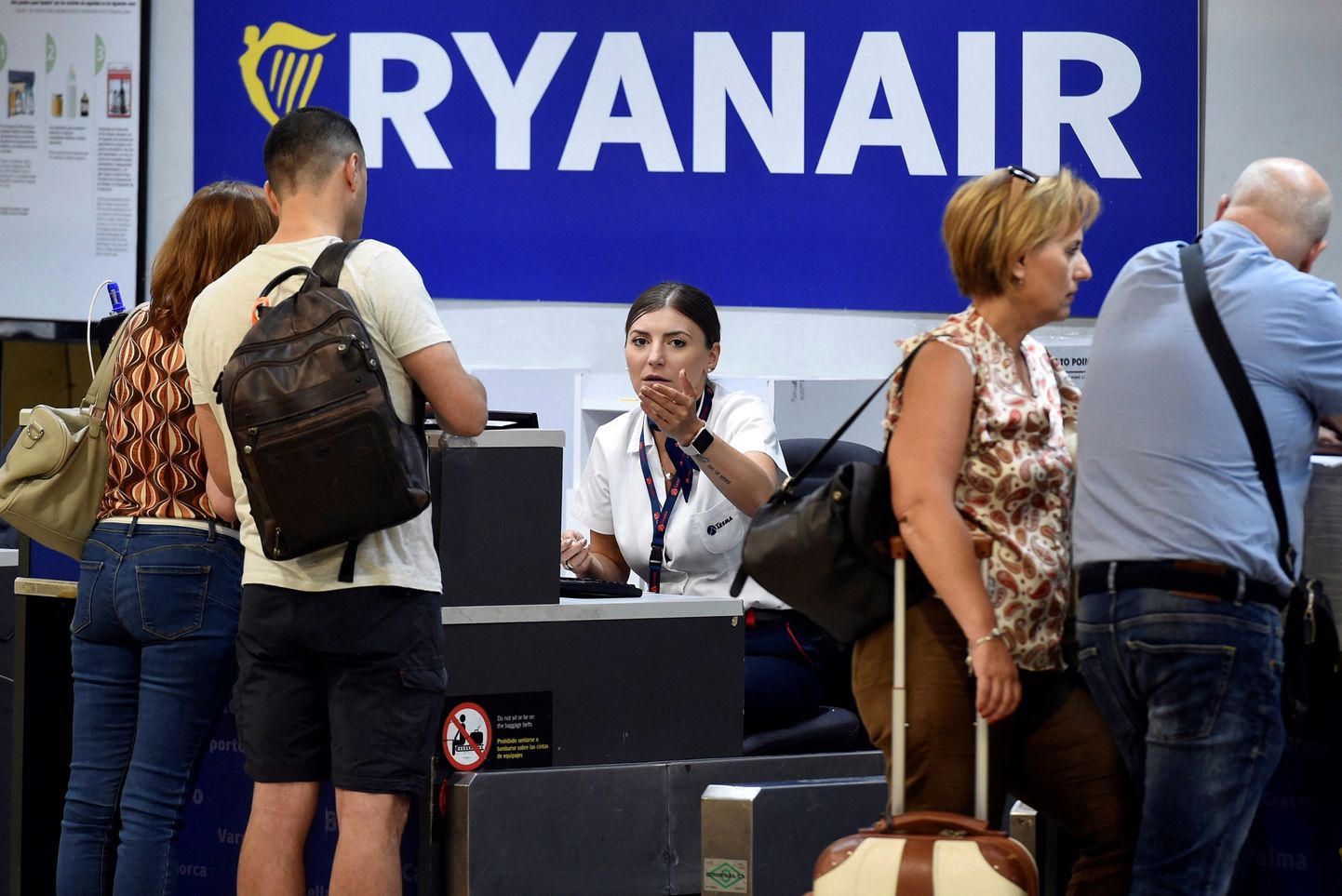Проходит забастовка стюартов Ryanair