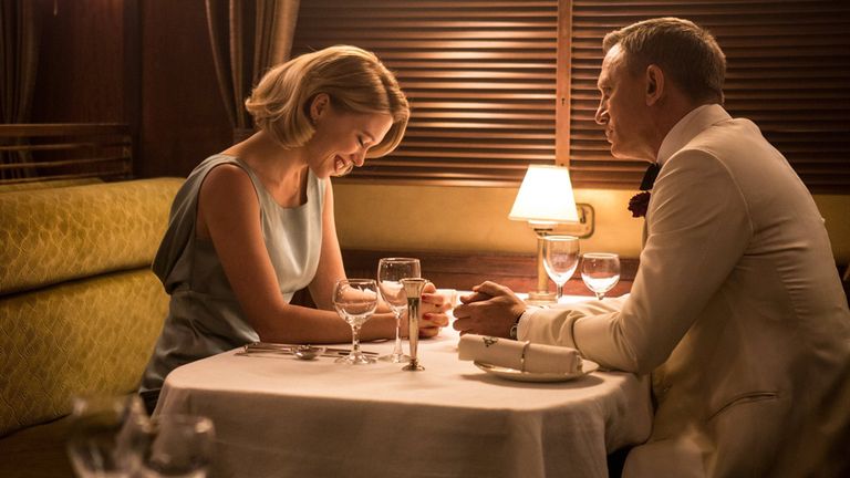 Lea Seydoux ja Daniel Craig 2015. aasta Bondi-filmis «Spectre»