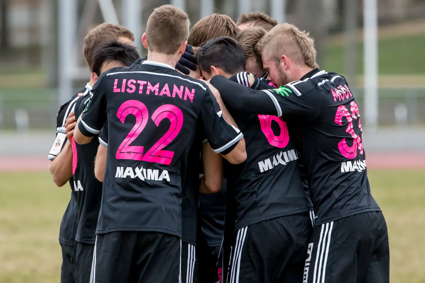 Tallinn. 18APR15 Jalgpalli Eesti meistriliigas jÃ¤tkab tÃ¤iseduga NÃµmme Kalju meeskond, kes tÃ¤na vÃµitis 2:0 tiitlikaitsjat Levadiat. FOTO: ERIK PROZES / POSTIMEES