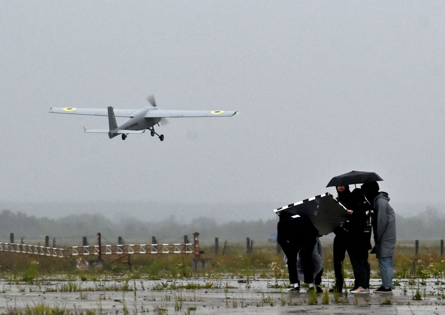 Pildil on Ukraina drooni Ukrjet UJ-22 (Airborne) katsetamine Kiievi lähistel möödunud aasta augustis. Samasuguse lennumasina rusud leiti sel nädalal 450 kilomeetri kaugusel Ukraina piirist ja vaid 100 km kaugusel Moskvast.