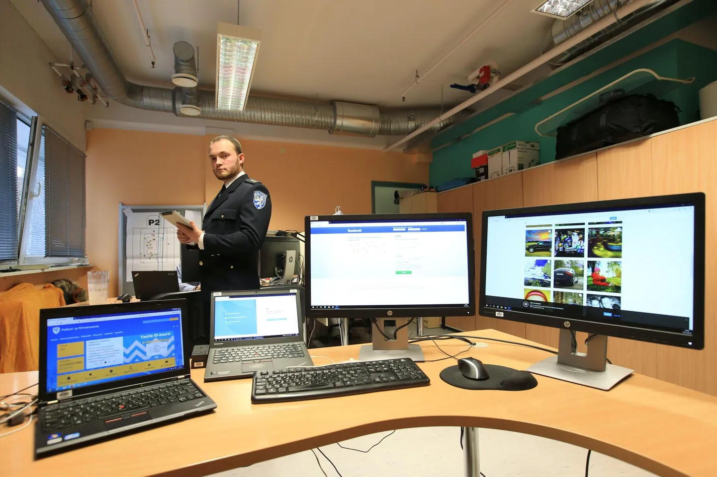 Veebikonstaabel Ville Ränik hoiatab, et netti riputatud infost võib saada turvalisust ähvardav mõjutusvahend.